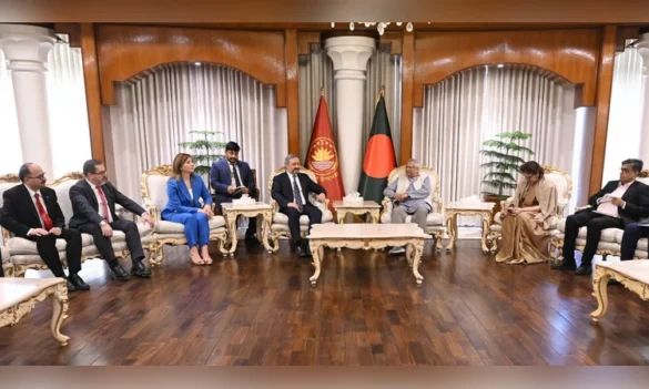 Seven-member Turkish election observer delegation called on Chief Adviser Professor Muhammad Yunus at the State Guest House Jamuna today.Photo : CA's Press Wing