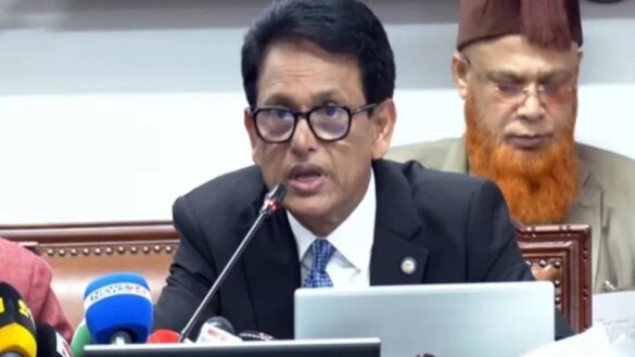 দেশের স্কুল ও কলেজগুলোর মানোন্নয়ন এবং প্রতিযোগিতামূলক পরিবেশ তৈরির লক্ষ্যে শিক্ষাপ্রতিষ্ঠানের জন্য র‍্যাংকিং ব্যবস্থা চালুর উদ্যোগ নেওয়া হয়েছে বলে জানিয়েছেন শিক্ষা ও প্রাথমিক ও গণশিক্ষা মন্ত্রী ড. আ ন ম এহছানুল হক মিলন।