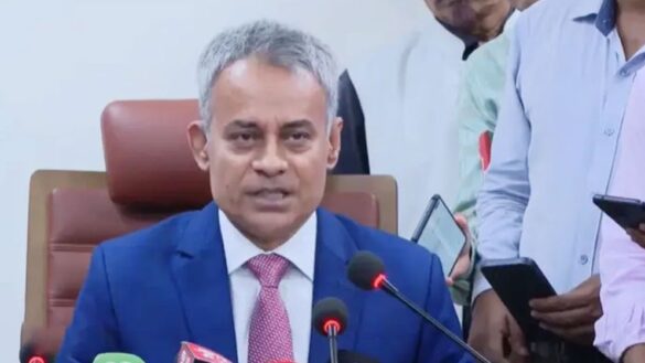 সড়ক পরিবহন ও সেতুমন্ত্রী শেখ রবিউল আলম।