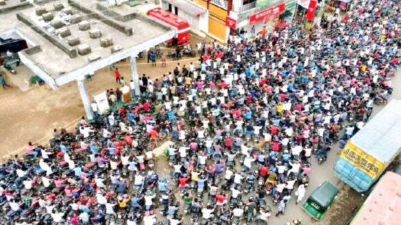 বৈশ্বিক জ্বালানি সরবরাহে অনিশ্চয়তা