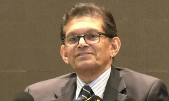 পররাষ্ট্রমন্ত্রী-উপদেষ্টা