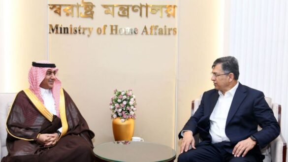 স্বরাষ্ট্রমন্ত্রী সালাহউদ্দিন আহমদ।