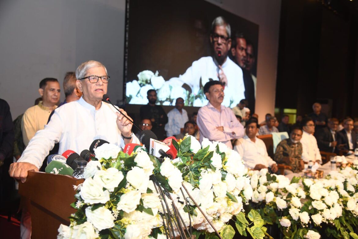 পল্লী উন্নয়ন ও সমবায় মন্ত্রী মির্জা ফখরুল ইসলাম আলমগীর।