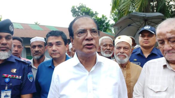  দুর্যোগ ব্যবস্থাপনা ও ত্রাণ মন্ত্রণালয়ের মন্ত্রী আসাদুল হাবিব দুলু