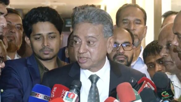 অর্থমন্ত্রী আমির খসরু মাহমুদ চৌধুরী