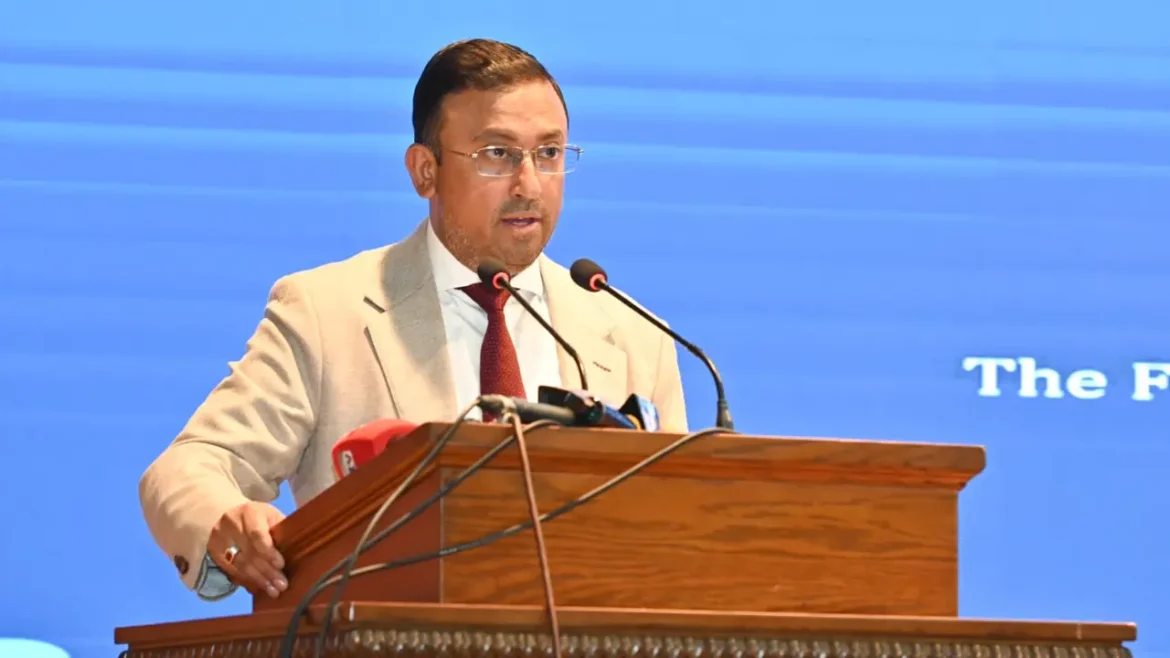 পররাষ্ট্র প্রতিমন্ত্রী হুমায়ুন কবির।